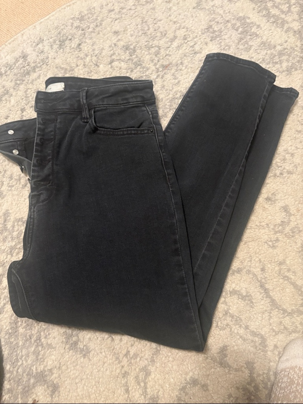 Slim High-Rise Skinny Jeans - Black